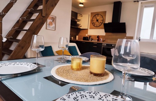 Margny-les-Compiegne Apartment | Charming 2-bedroom apartment in pleasant Compiègne with WiFi