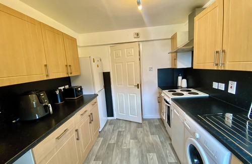 Wyken Apartment | Charming 2-bedroom apartment in Walsgrave Coventry with own entrance and garden