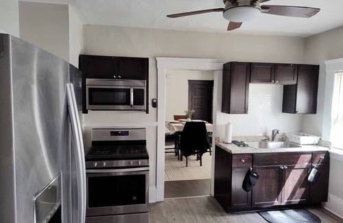 Cleveland Apartment | Charming 2-bedroom apartment with AC; near hospitals and Case Western