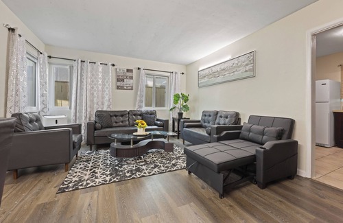 North Park Apartment | Charming 2-bedroom apartment in terrific San Diego North Park Area with WiFi
