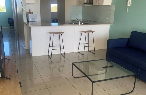 Bargara Apartment | Charming 2-bedroom apartment in Bargara, one street back from the beach