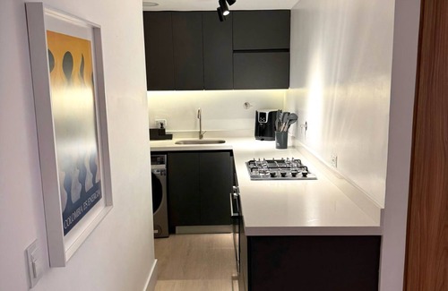 La America Apartment | Charming 2-bedroom apartment in enchanting Medellín with WiFi