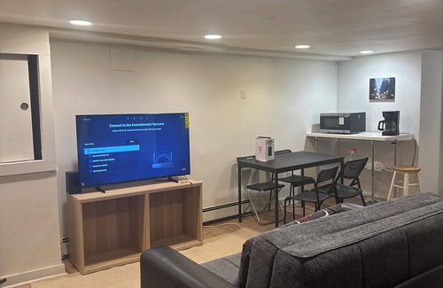 Greenwood Apartment | Charming 2-bedroom apartment in Brooklyn with WiFi, close to Manhattan