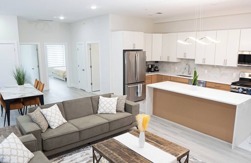 Paterson Apartment | Charming 2-bedroom apartment with AC, fitness room in vibrant Paterson
