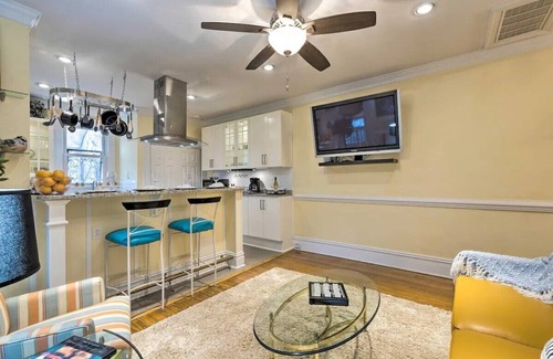 Church Hill Apartment | Charming 2-bedroom apartment in marvelous Richmond with AC, WiFi