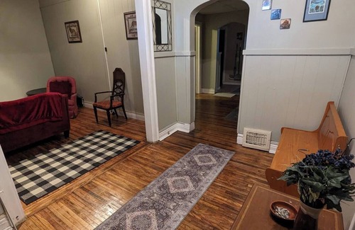 Buffalo Apartment | Charming 2-bedroom apartment near the Niagara River off of Niagara Ave