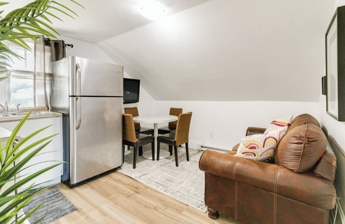 Dieppe Apartment | Charming 2-bedroom apartment in beautiful Dieppe with AC, WiFi