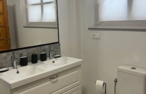 Xativa Apartment | Charming 2-bedroom apartment with AC, WiFi in the beautiful town of Xàtiva