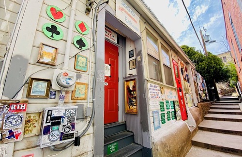 Bisbee Apartment | Charming 2-bedroom apartment with WiFi, AC in brilliant Bisbee