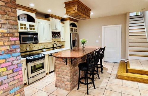 Zionhill Apartment | Charming 2-bedroom apartment with kitchen,fitness room, pool in brilliant Emmaus