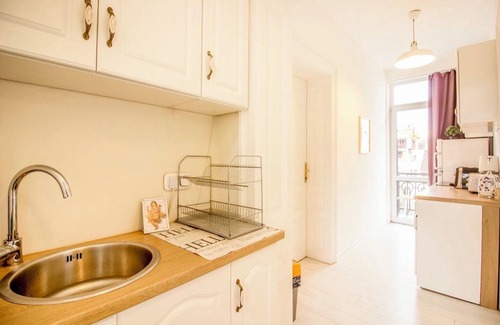 rajon Vrabnitsa Apartment | Charming 2-bedroom apartment with AC and WiFi in the historical Center of Sofia