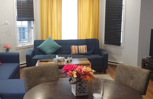 Laval Apartment | Charming 2-bedroom apartment with WiFi, AC in peaceful Laval