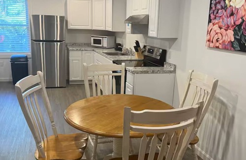 South China Apartment | Charming 2-bedroom apartment with AC, WiFi in beautiful China