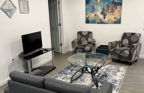 South China Apartment | Charming 2-bedroom apartment with AC, WiFi in beautiful China