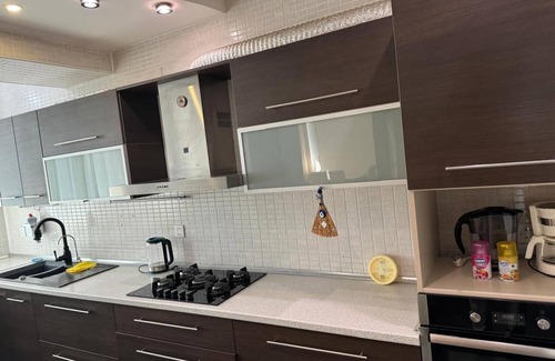 Nasimi Apartment | Charming 2-bedroom apartment in delightful Baku with AC, WiFi