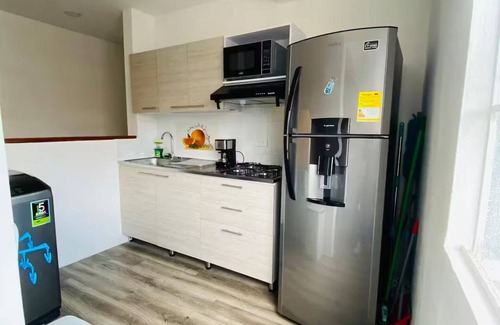 San Antonio Apartment | Charming 2-bedroom apartment in lovely Cali with AC