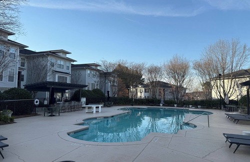 Kennesaw Apartment | Charming 2-Bedroom Apt with WiFi & Fitness Room, Near Truist Park in Metro ATL