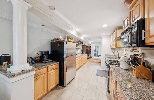 Shaw House | Charming 2-bedroom Bungalow near Center D.C.