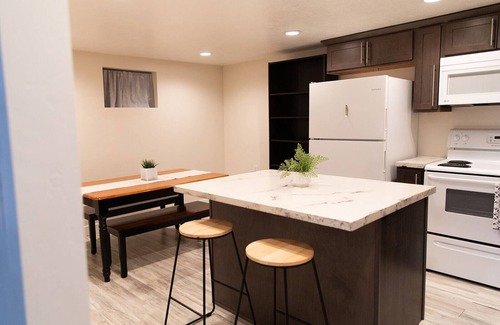Ogden Apartment | Charming 2-bedroom basement apartment in Ogden!