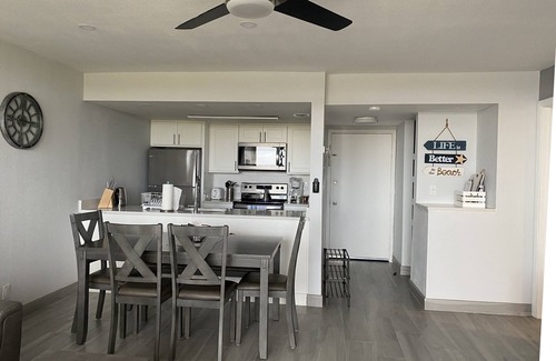 Windsor Park Condo | Charming 2-bedroom Beach Access Condo in marvelous Freeport, Lucaya