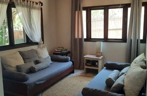Tofo House | Charming 2-bedroom beach house with WiFi and AC