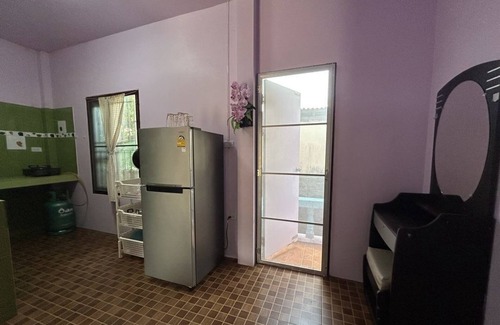 Mae Nam House | Charming 2-bedroom bungalow with AC, WiFi in P.House in delightful Koh Samui