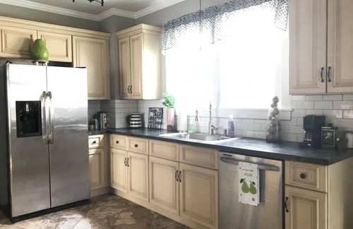 Hagerstown Cottage | Charming 2-bedroom cottage with fenced yard pet friendly!