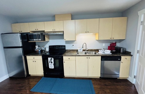 Maple Ridge House | Charming 2-bedroom Basement