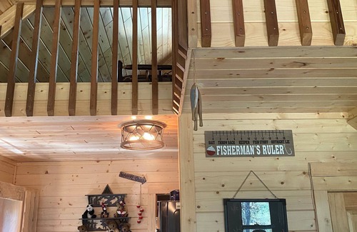 Hayward Cabin | Charming 2-bedroom cabin with WiFi, AC in wonderful Hayward Wisconsin