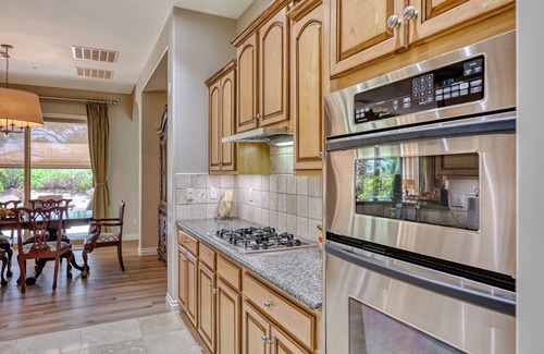 Lake Las Vegas Condo | Charming 2-bedroom condo in terrific Henderson with AC