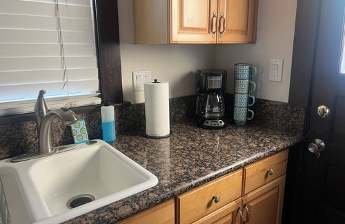 Corridor House | Charming 2-bedroom cottage in San Diego with AC, WiFi