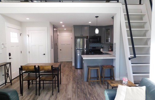 San Ramon Cottage | Charming 2-bedroom cottage in lovely San Ramon, CA near highway for easy commute