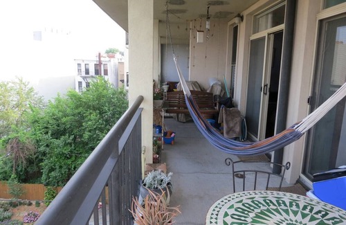 Crown Heights Condo | Charming 2+ bedroom condo with AC, WiFi in wonderful Brooklyn