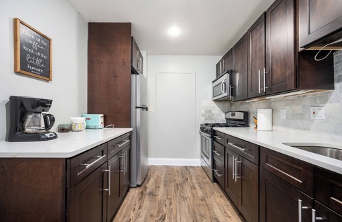 Old Fourth Ward Condo | Charming 2-Bedroom Condo in Atlanta with Free Parking