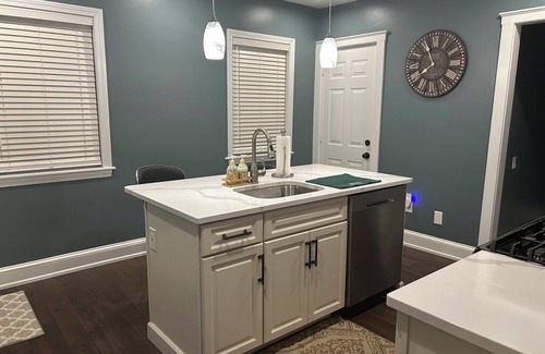 Lower East Mills - Cedar Grove Condo | Charming 2-bedroom condo, 15 min from city with laundry & parking