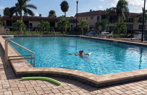 Stuart Condo | Charming 2-bedroom condo in wonderful Stuart