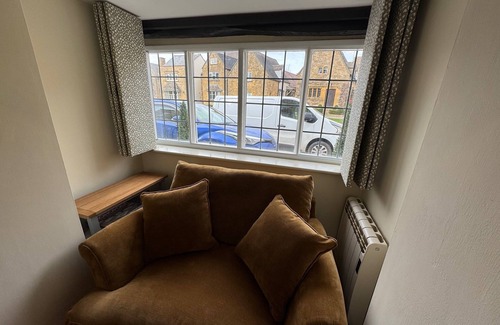 Broadway Cottage | Charming 2-bedroom cottage in fabulous Broadway with WiFi