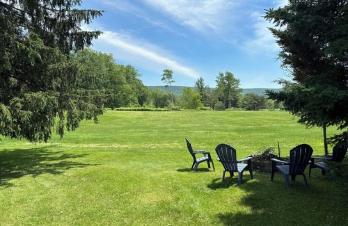 Milford Cottage | Charming 2-bedroom cottage with AC, WiFi, 4 mi to Cooperstown Dreams Park