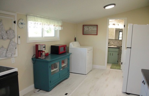 Pfeifer House | Charming 2-bedroom cottage for the perfect escape to rural living, pets welcome