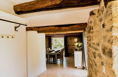 Mellac Cottage | Charming 2 bedroom cottage near the Atlantic coast in the heart of Brittany.