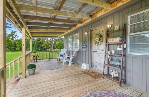 Folsom Cottage | Charming 2-bedroom cottage in lovely Folsom with WiFi, AC and gorgeous views