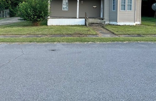 Fulton Cottage | Charming 2-bedroom cottage in fabulous Fulton with AC, WiFi, sleeps 6