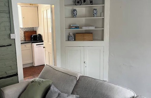 Wye House | Charming 2-bedroom cottage in the heart of Wye