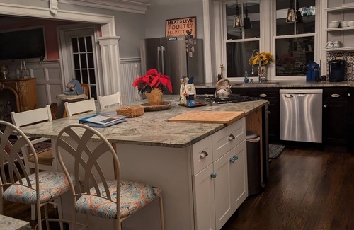 Madison Cottage | Charming 2-bedroom, cozy cottage in the quaint village of Madison, CT