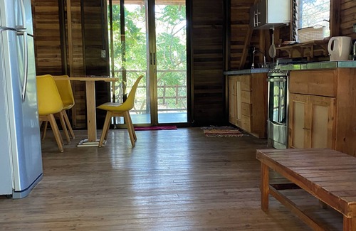 Cuajiniquil Cottage | Charming 2-bedroom cottage in delightful Cuajiniquil with WiFi
