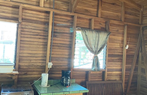 Cuajiniquil Cottage | Charming 2-bedroom cottage in delightful Cuajiniquil with WiFi