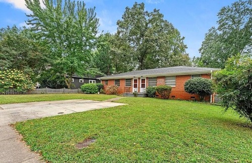 Decatur Heights Apartment | Charming 2-bedroom Duplex Apt in City of Decatur