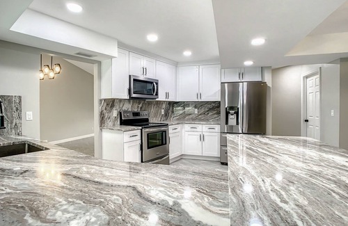 Pelican House | Charming 2-bedroom house in delightful Cape Coral with AC