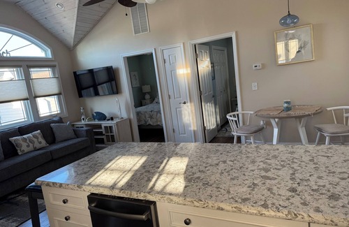 Ocean Beach III House | Charming 2-bedroom house in welcoming Lavallette with WiFi, AC