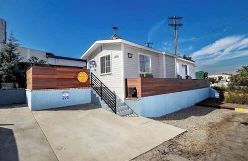 Eastside House | Charming 2-bedroom house in Long Beach with AC, fast WiFi